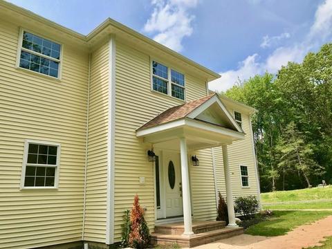 178 North St, Upton, MA 01568 photo 3