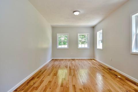 178 North St, Upton, MA 01568 photo 13