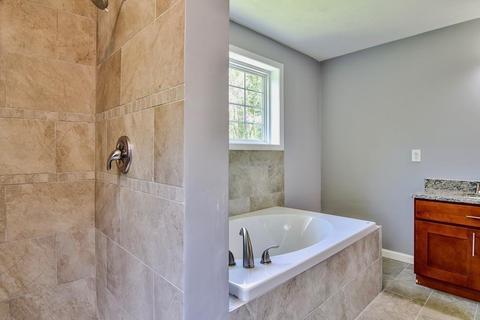 178 North St, Upton, MA 01568 photo 26