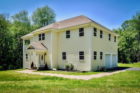 178 North St, Upton, MA 01568 photo 1