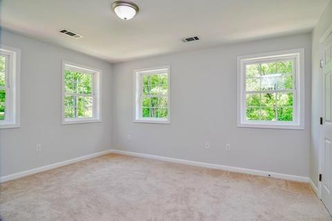 178 North St, Upton, MA 01568 photo 29