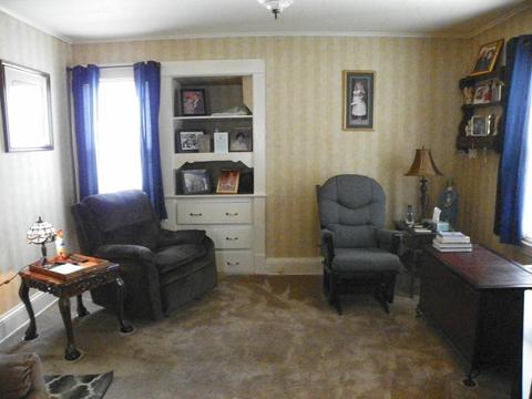 40 Home St, Springfield, MA 01104 photo 5