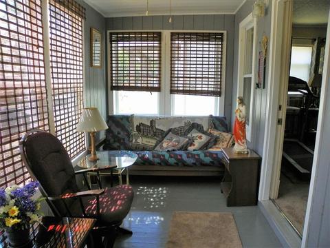 40 Home St, Springfield, MA 01104 photo 4