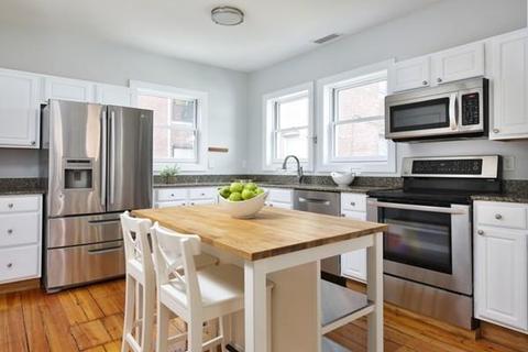 4 Perry St #2, Brookline, MA 02445 photo 4
