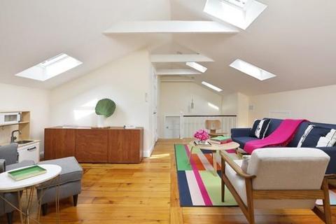 4 Perry St #2, Brookline, MA 02445 photo 7