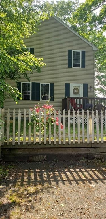 19 Freeman Ave, Webster, MA 01570 photo 2
