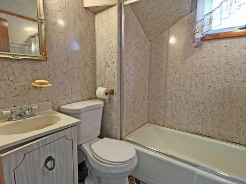 522 Palmer St, Fall River, MA 02721 photo 14