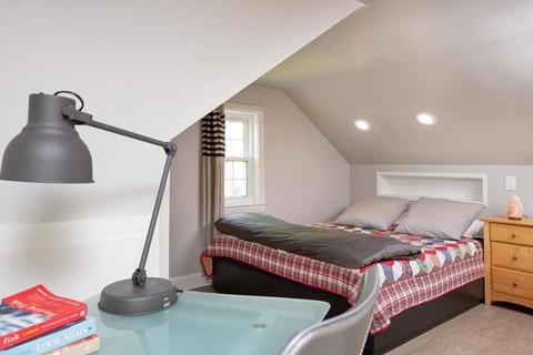 36 Risley Rd, Chestnut Hill, MA 02467 photo 8