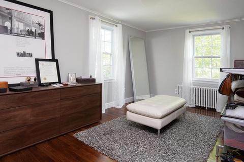 36 Risley Rd, Chestnut Hill, MA 02467 photo 7