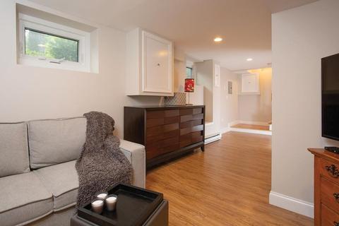 36 Risley Rd, Chestnut Hill, MA 02467 photo 10