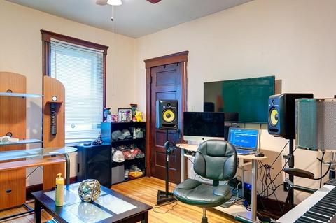 6 Payson St, Worcester, MA 01607 photo 4