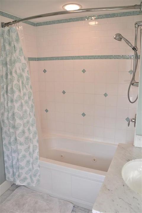 147 Lindbergh Ave, Needham, MA 02494 photo 17