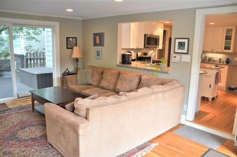 147 Lindbergh Ave, Needham, MA 02494 photo 6