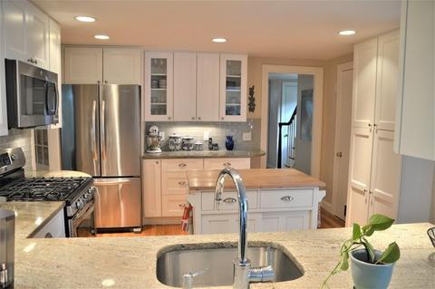 147 Lindbergh Ave, Needham, MA 02494 photo 4