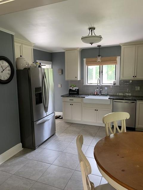 31 Elm St E, Raynham, MA 02767 photo 3