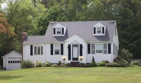 31 Elm St E, Raynham, MA 02767 photo 1