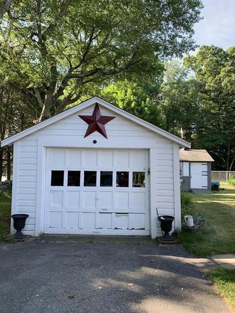 31 Elm St E, Raynham, MA 02767 photo 9