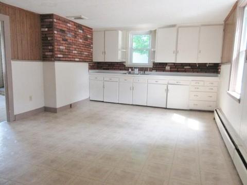 17 Main St, Sutton, MA 01590 photo 6