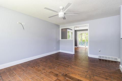 45 Oakleaf Dr, Mansfield, MA 02048 photo 9