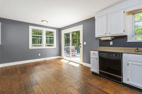 45 Oakleaf Dr, Mansfield, MA 02048 photo 10