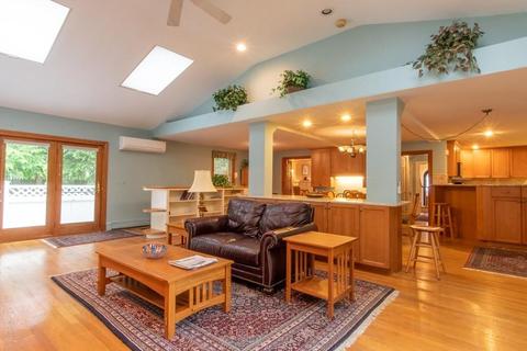 23 Whittier Rd, Needham, MA 02492 photo 9