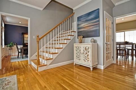 9 Jay Dr, Framingham, MA 01701 photo 2