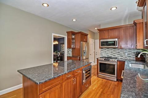 9 Jay Dr, Framingham, MA 01701 photo 9