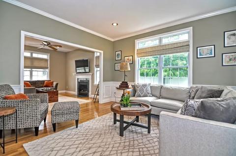 9 Jay Dr, Framingham, MA 01701 photo 4