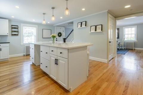 33 Bond St, Reading, MA 01867 photo 7