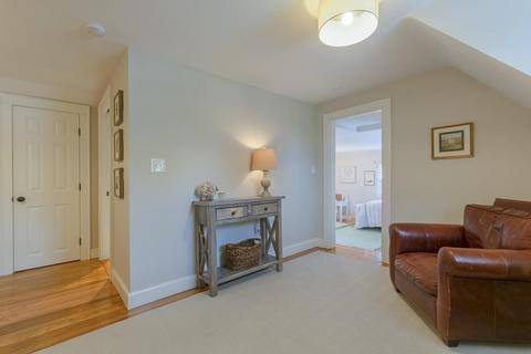 33 Bond St, Reading, MA 01867 photo 19