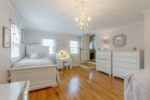 33 Bond St, Reading, MA 01867 photo 20