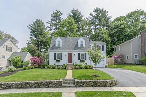33 Bond St, Reading, MA 01867 photo 1