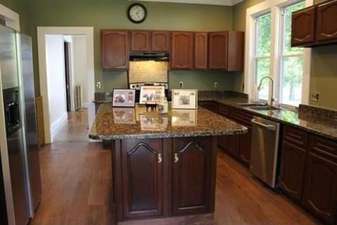 83 Bowdoin St, Springfield, MA 01109 photo 2