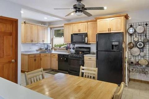 32 Gledhill Ave, Everett, MA 02149 photo 11