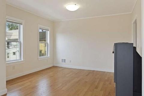 32 Gledhill Ave, Everett, MA 02149 photo 19