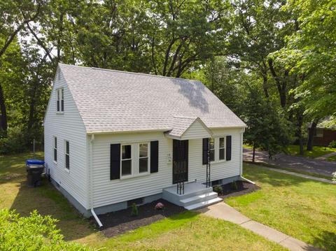 115 Wilton St, Springfield, MA 01109 photo 2