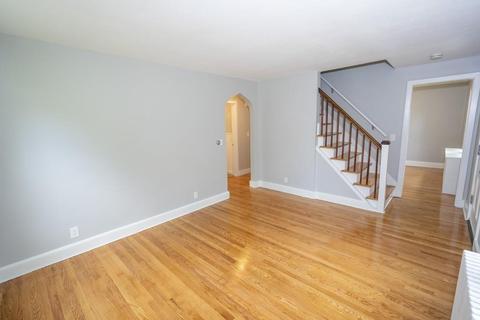 115 Wilton St, Springfield, MA 01109 photo 12