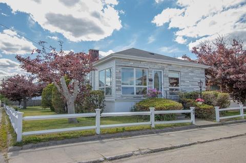 49 Manomet Ave, Hull, MA 02045 photo 2
