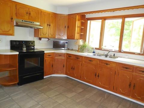 41 E Green St, Easthampton, MA 01027 photo 11