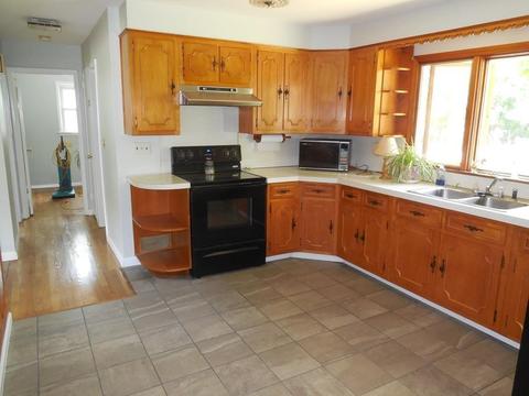 41 E Green St, Easthampton, MA 01027 photo 12