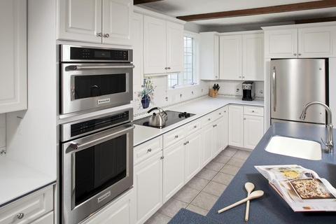 21 Wanders Dr, Hingham, MA 02043 photo 4