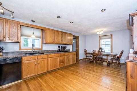 52 Long Dr, Dracut, MA 01826 photo 2