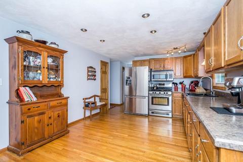 52 Long Dr, Dracut, MA 01826 photo 4