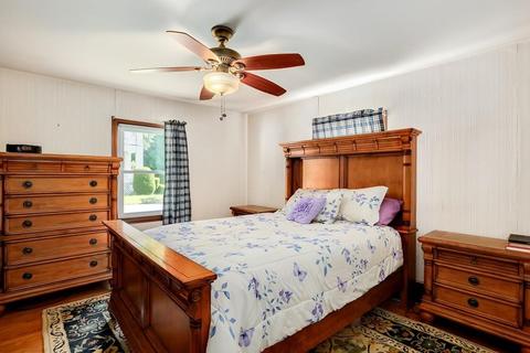 42 Moss St, Fall River, MA 02720 photo 11