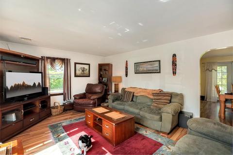 42 Moss St, Fall River, MA 02720 photo 5