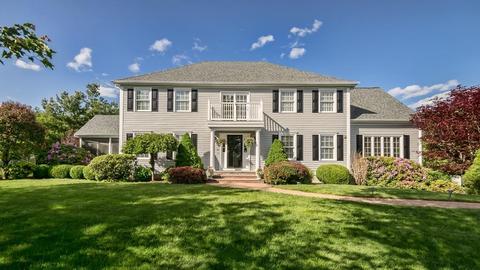 13 Lakeview Ave, Danvers, MA 01923 photo 1
