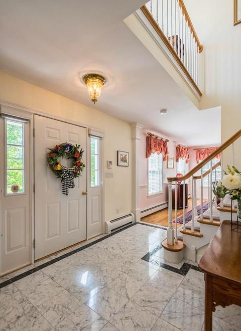 13 Lakeview Ave, Danvers, MA 01923 photo 3