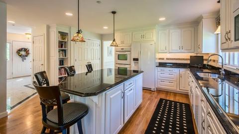 13 Lakeview Ave, Danvers, MA 01923 photo 9