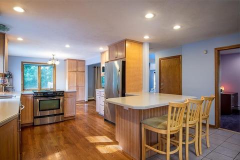 75 Sandra Dr, Worcester, MA 01604 photo 8