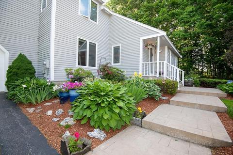 75 Sandra Dr, Worcester, MA 01604 photo 3